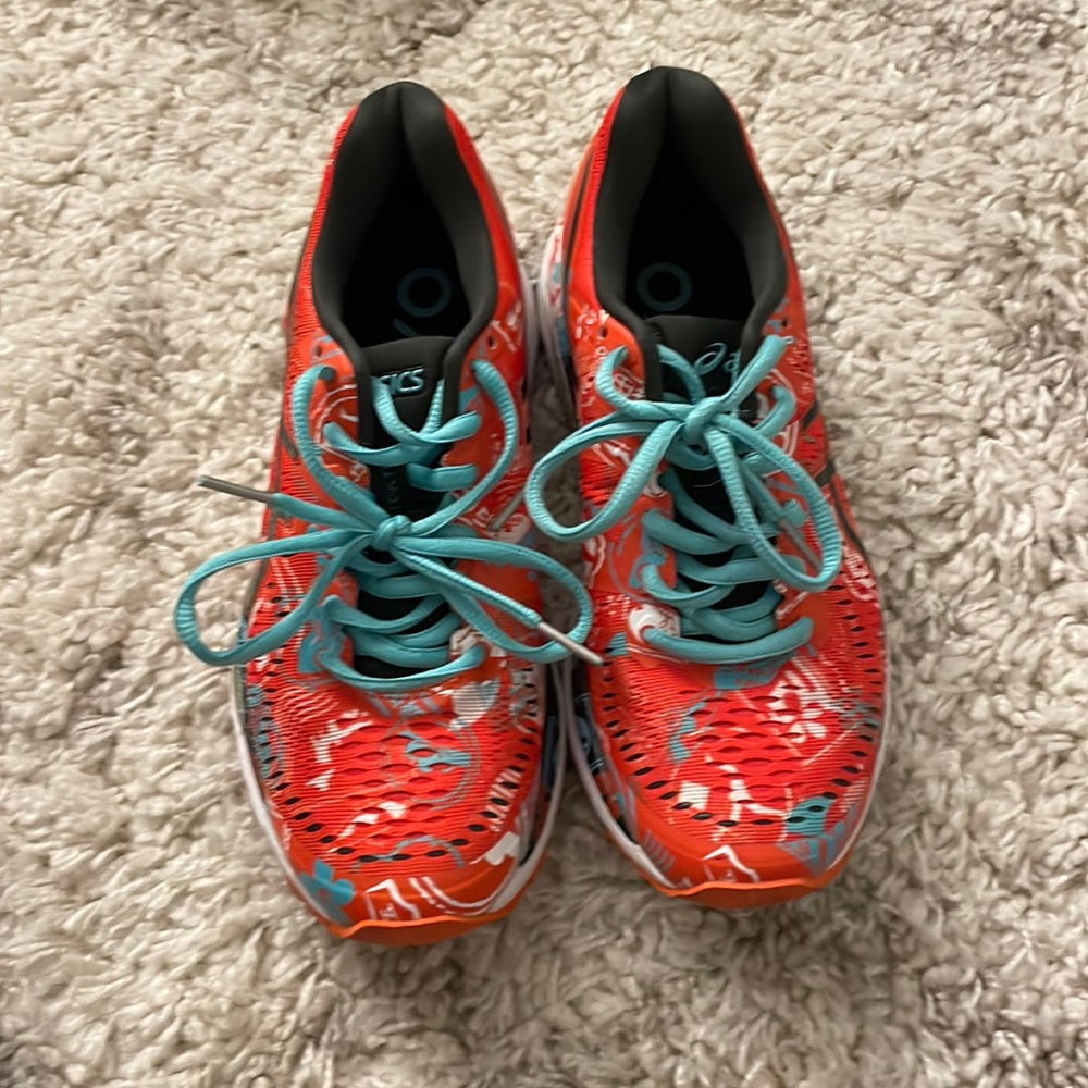 ASICS running shoes. Size 6